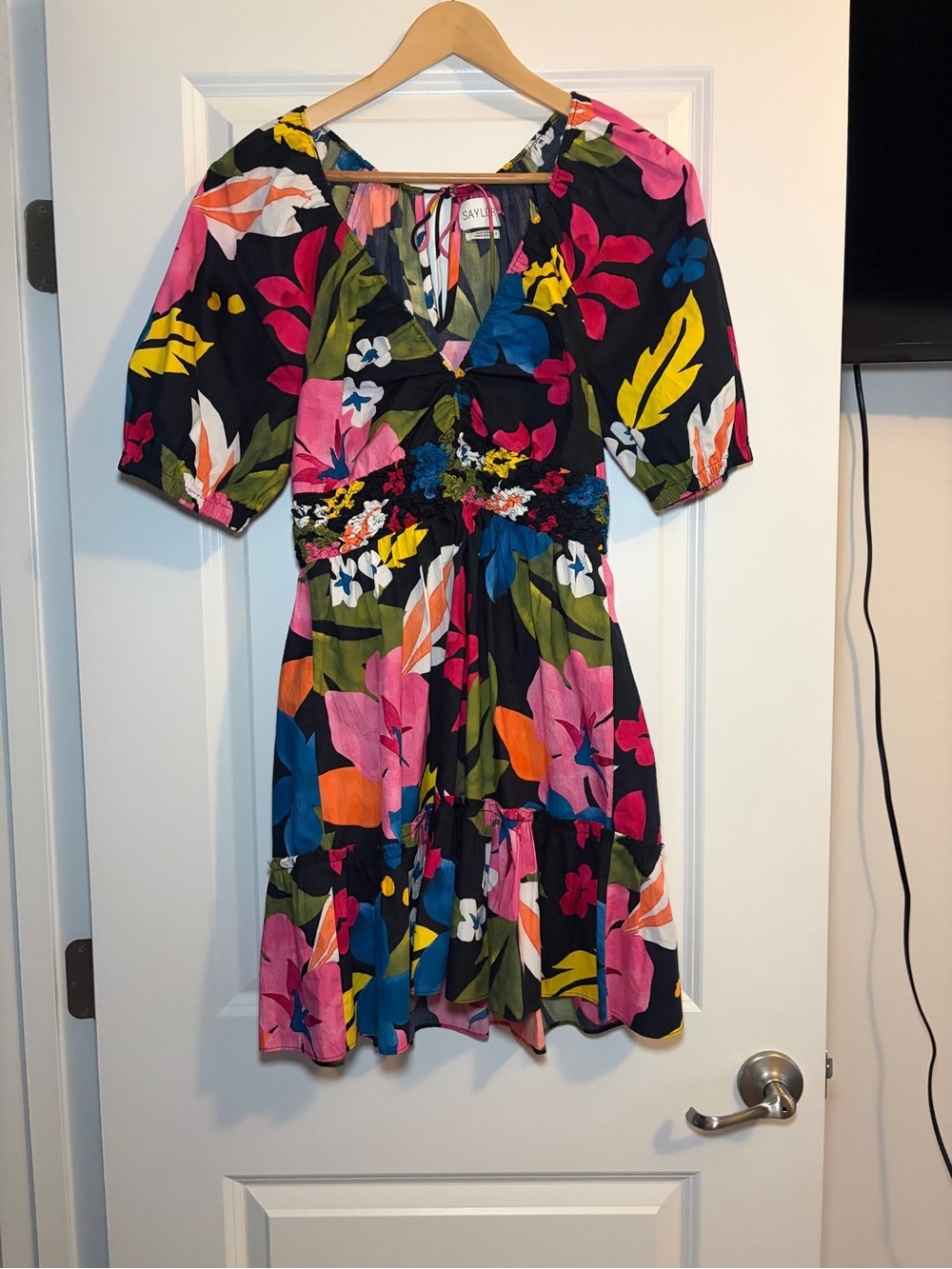 SAYLOR | Black Floral V-Neck Mini Dress with Bright Blooms and Smocked Waist - Picture 2 of 10